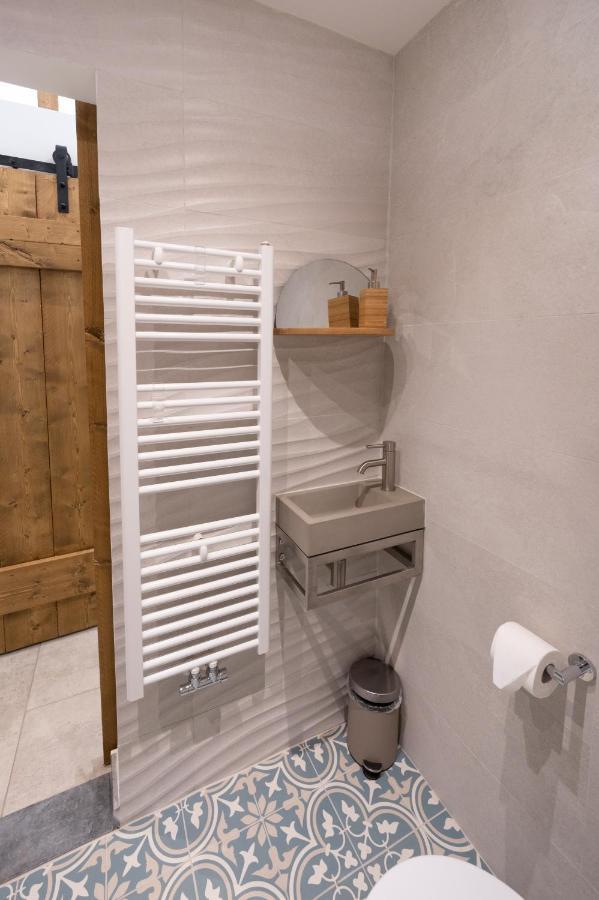 ZEN-bungalow NO 2 met sauna en hottub Rheezerveen Bagian luar foto