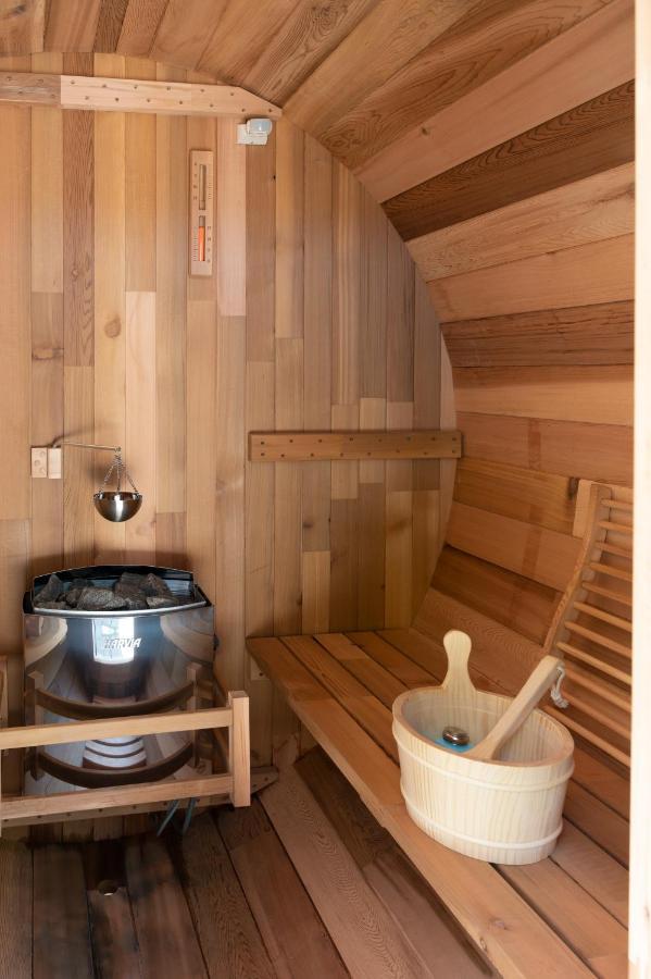 ZEN-bungalow NO 2 met sauna en hottub Rheezerveen Bagian luar foto